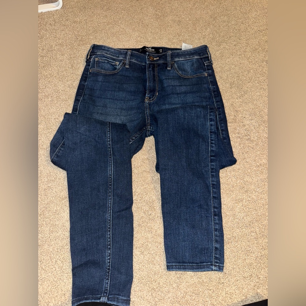 Hollister Women’s High Rise Super Skinny Dark Blue Jeans